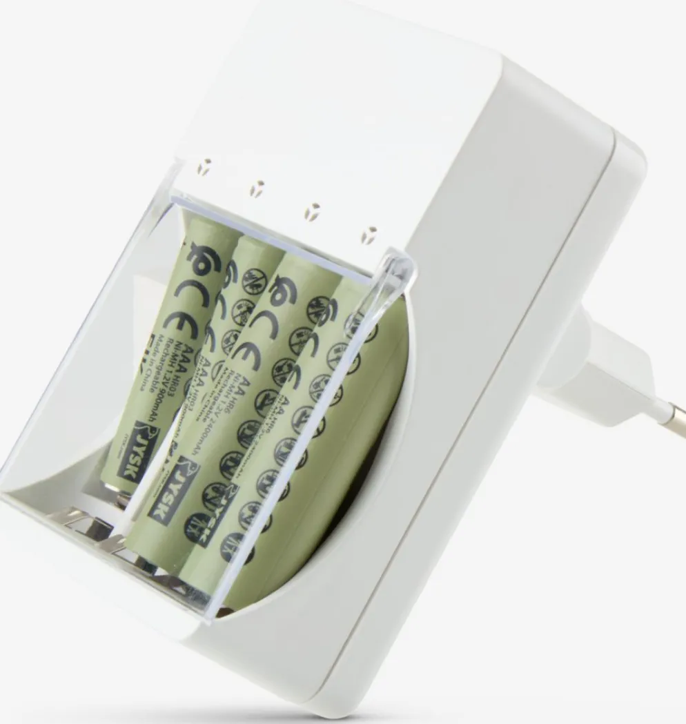 EIKCargador de pilas EIK con enchufe blanco