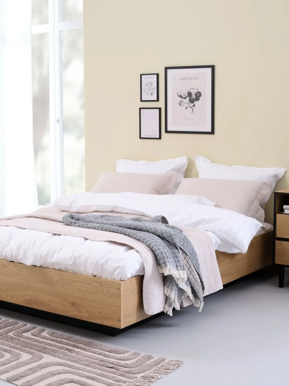 ELLINGEEstructura cama ELLINGE 135x190 almacenaje roble cálido