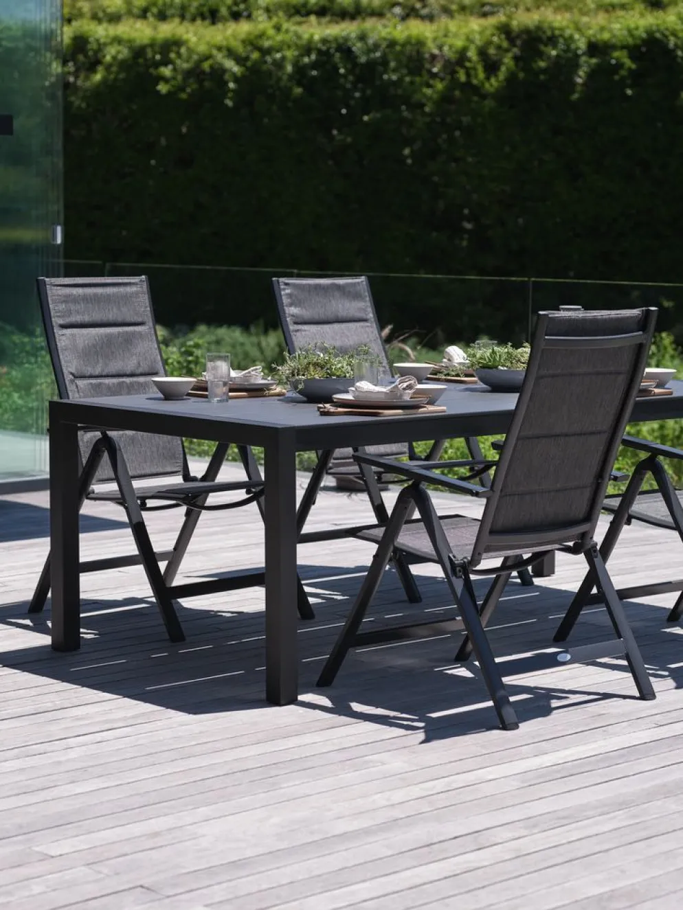 HAGEN + MYSENMesa HAGEN L214 + 4 sillas MYSEN gris