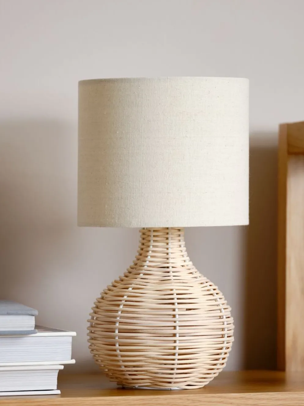 HELMERLámpara de mesa HELMER Ø17xA32cm natural