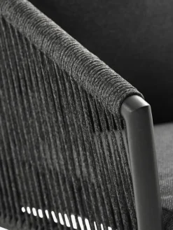 HESTEHAVE + GILJAMesa HESTEHAVE L205/275 negro + 4 sillas GILJA gris