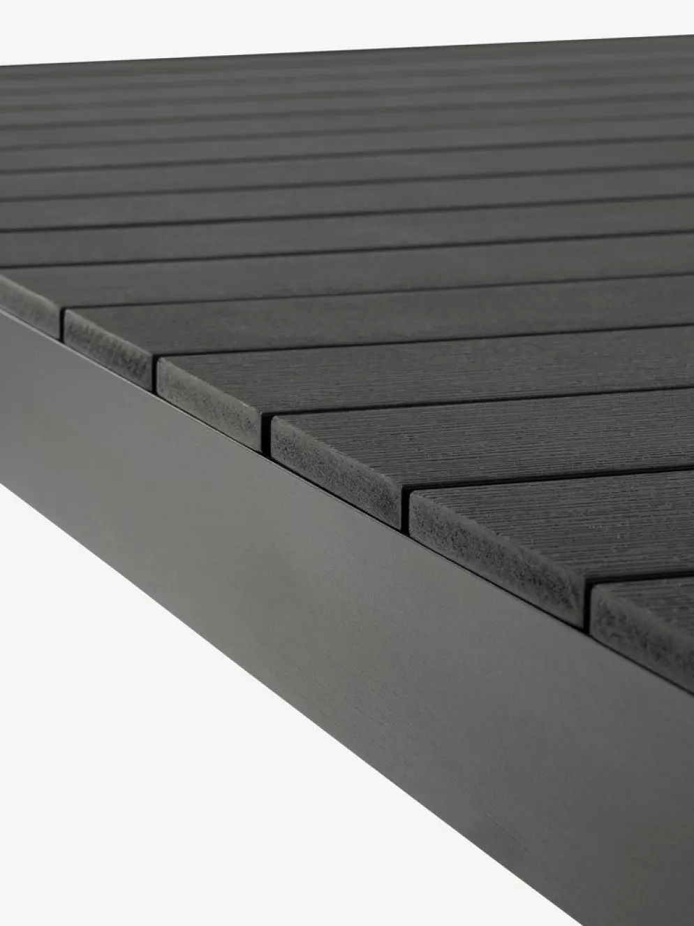 HSTEHAVE + KRISTIANSTADMesa HESTEHAVE L205/275 negro + 4 sillas KRISTIANSTAD verde