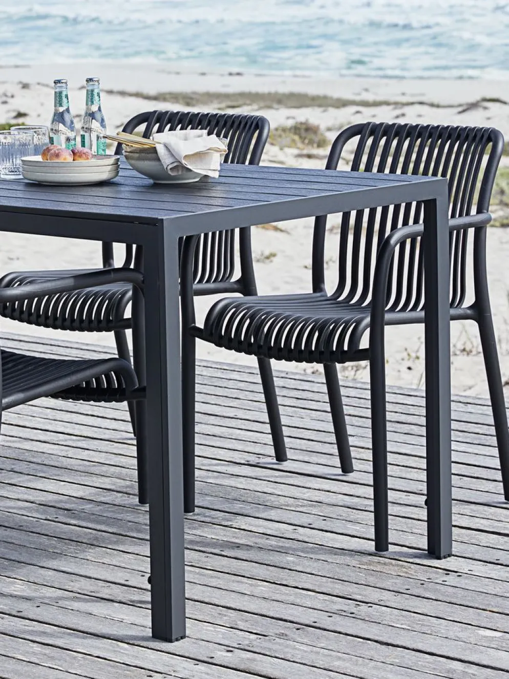 JERSOREMesa de jardín JERSORE A80xL140 negro