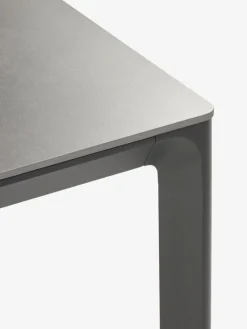KUMLA + INGSTRUPMesa KUMLA L200 gris + 4 sillas INGSTRUP negro