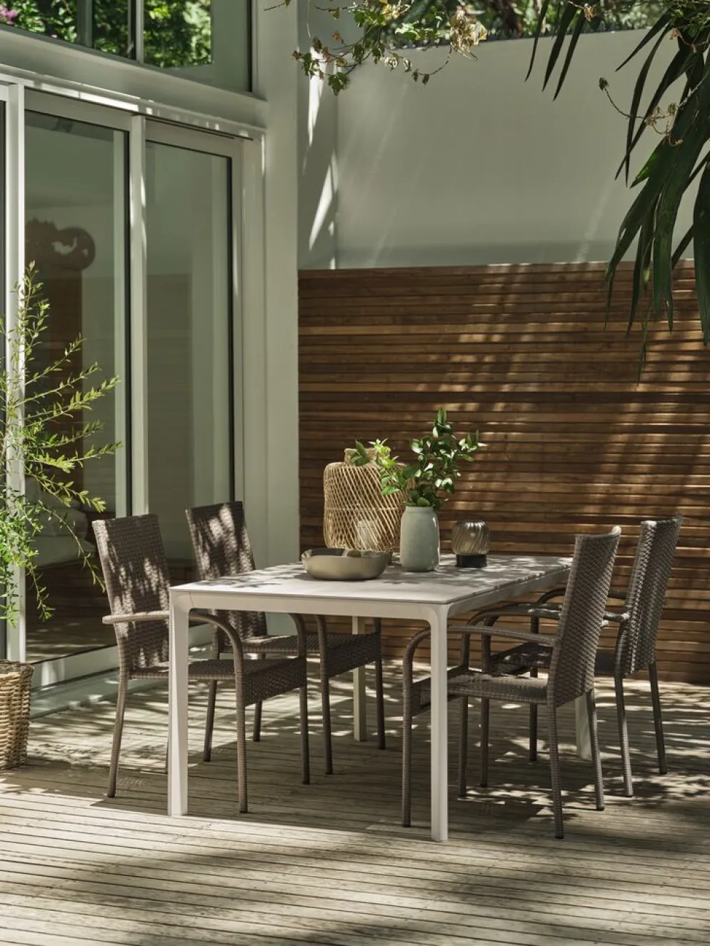 KUMLAMesa de jardín KUMLA A95xL150 beis
