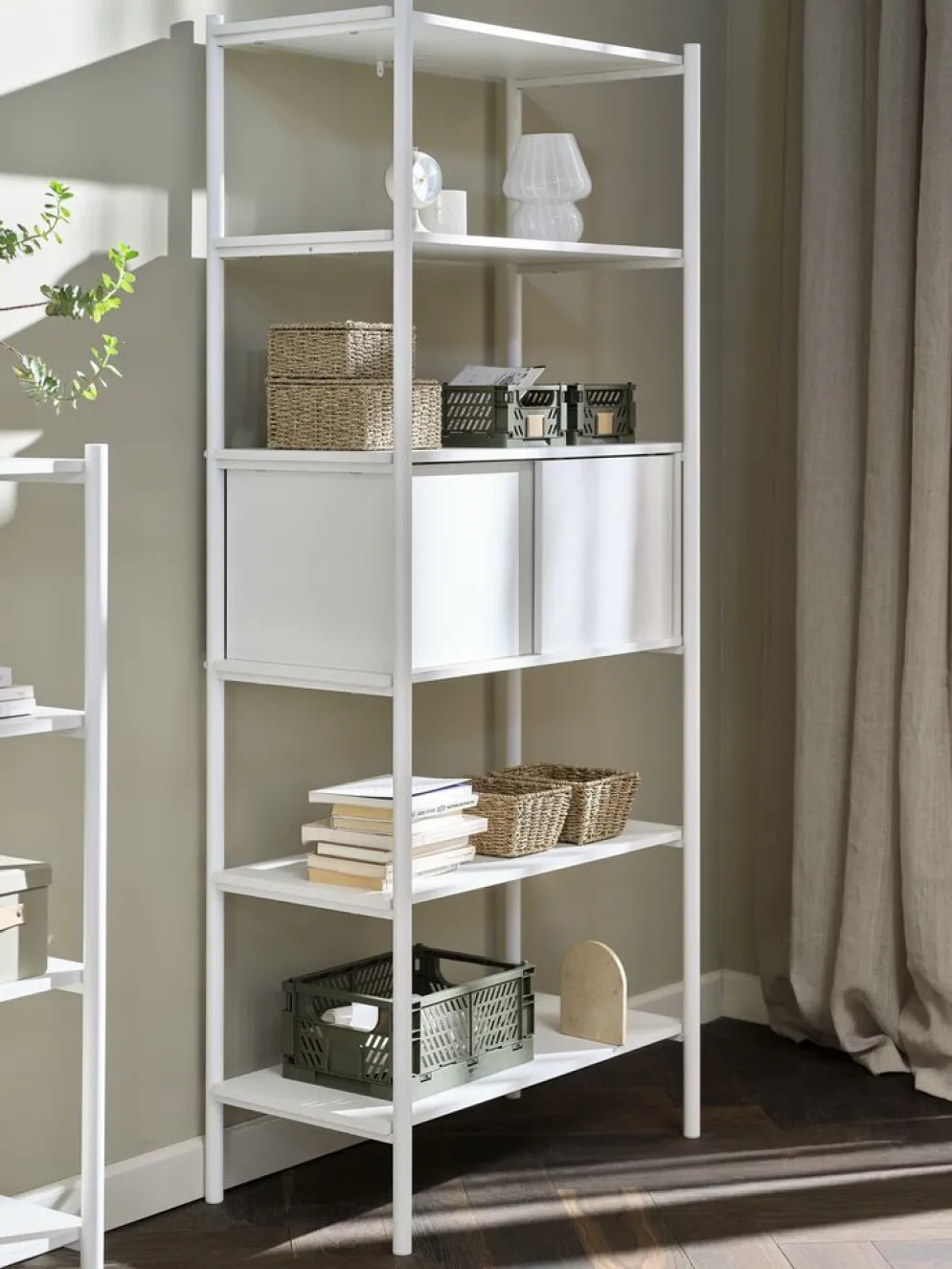 LINDVEDEstantería LINDVED 6 estantes 2 puertas blanco
