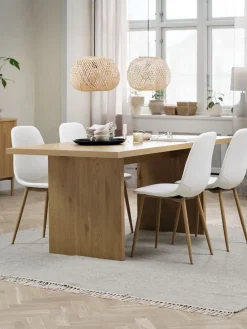 MUNKEBY + JONSTRUPMesa MUNKEBY L180 roble cálido + 4 sillas JONSTRUP blanco