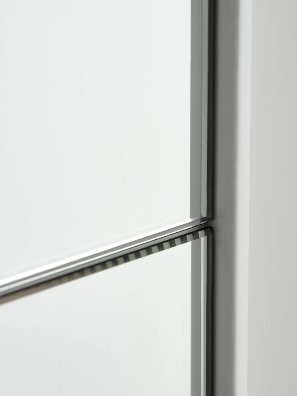 RABERGArmario RABERG 200x200 con espejo blanco