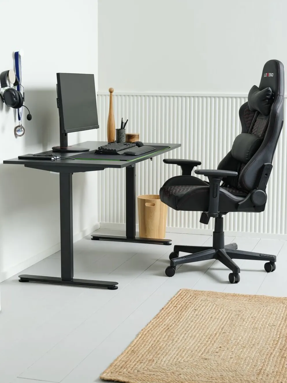 SVANEKEEscritorio elevable SVANEKE 70x140 negro