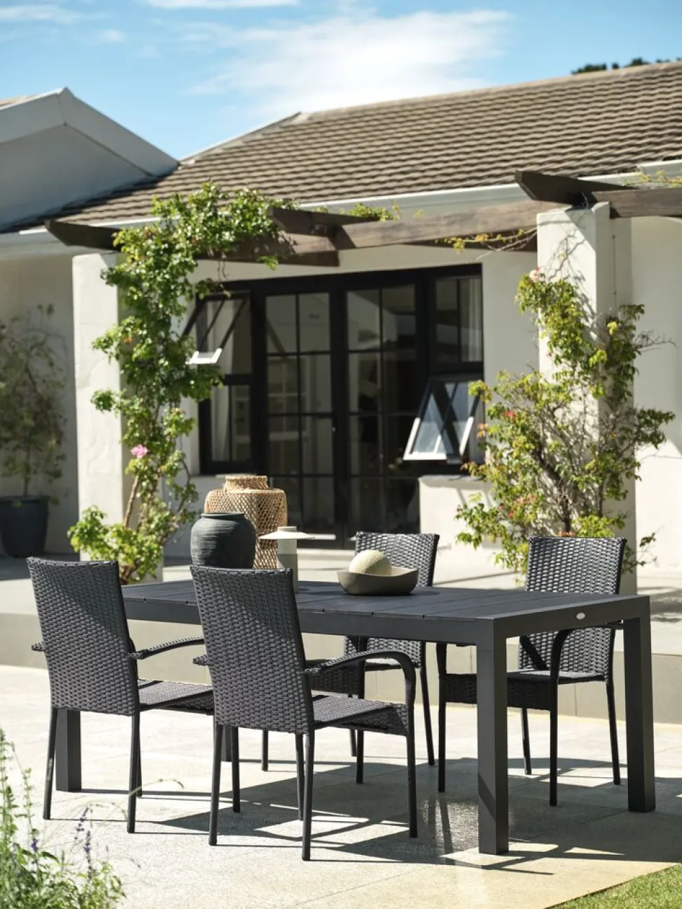TYDALMesa de jardín TYDAL A95xL208/272 negro