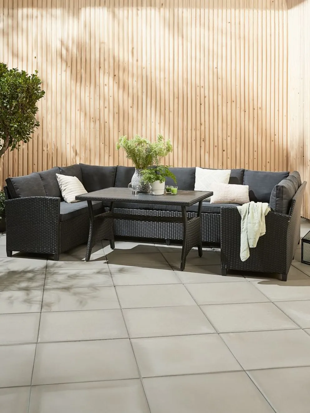 ULLEHUSEConjunto muebles jardín ULLEHUSE 9 plazas almacenaje negro