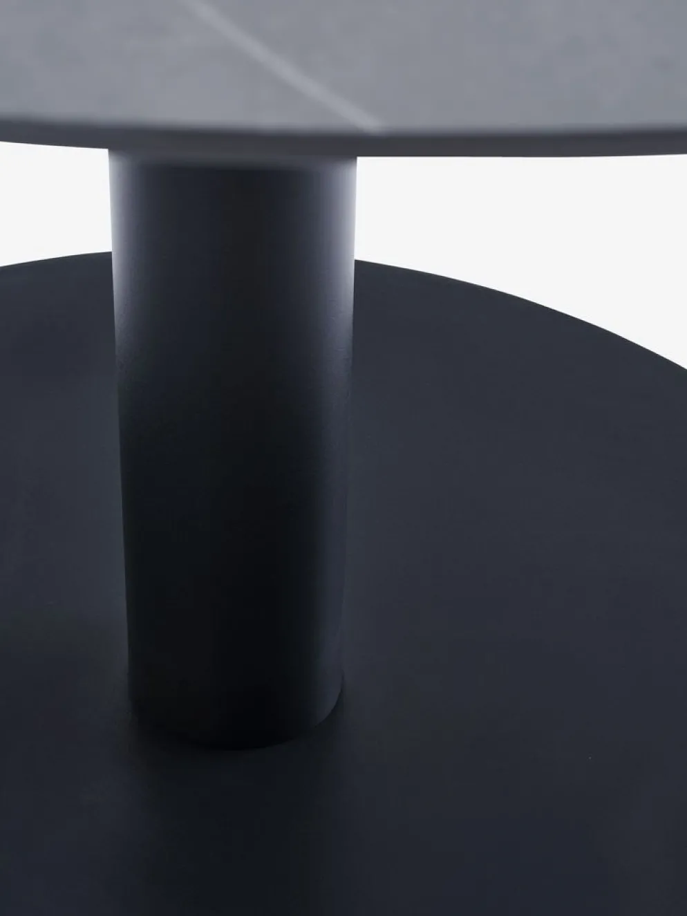 VAMDRUP + INGSTRUPMesa VAMDRUP Ø120 gris + 4 sillas INGSTRUP negro
