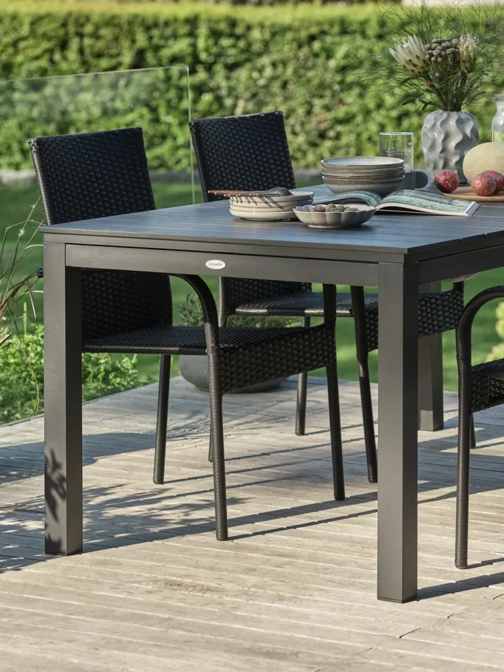 VATTRUPMesa de jardín VATTRUP A95xL172/276 negro